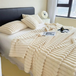 Ultra-Soft Striped Plush Throw Blanket – Cozy Ribbed Fluffy Cover for Bed & Sofa (100×150cm)